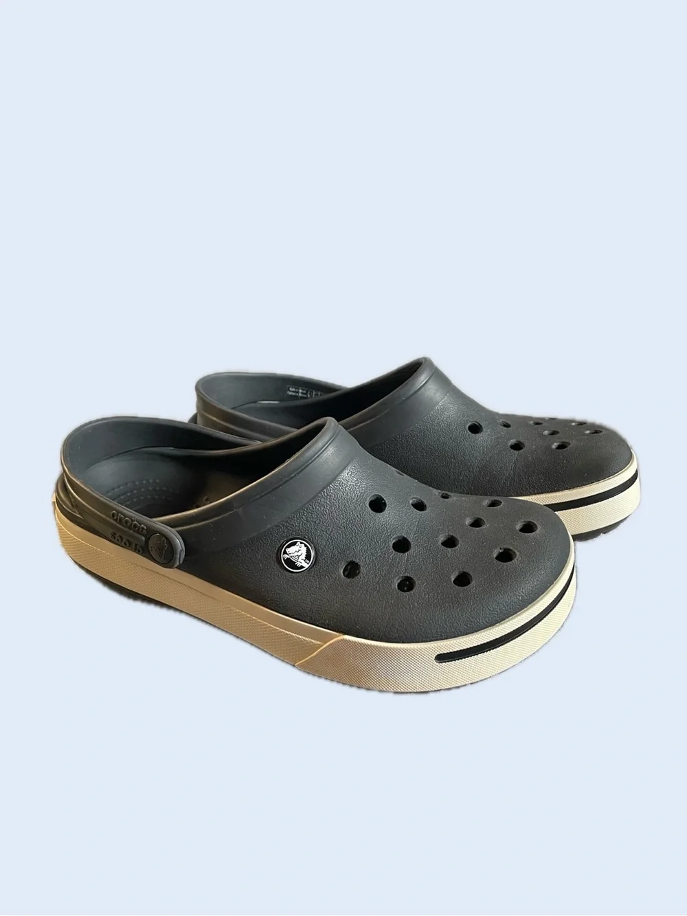 CROCS Unisex Blue Clog with White Midsole Trim & Strap (M: 7/W: 9)